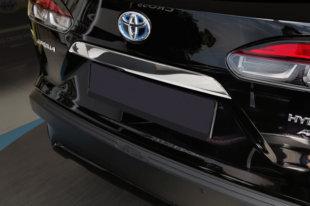 Listwa na klapę bagażnika do Toyota Corolla Cross
