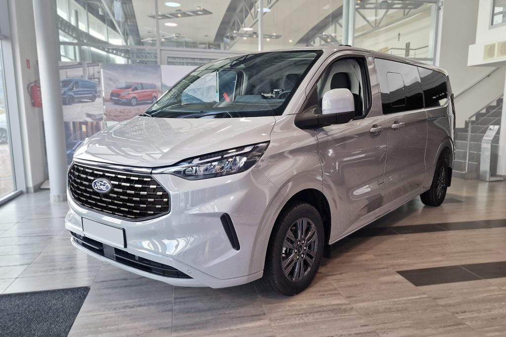 Ford Transit Custom 2 2023-