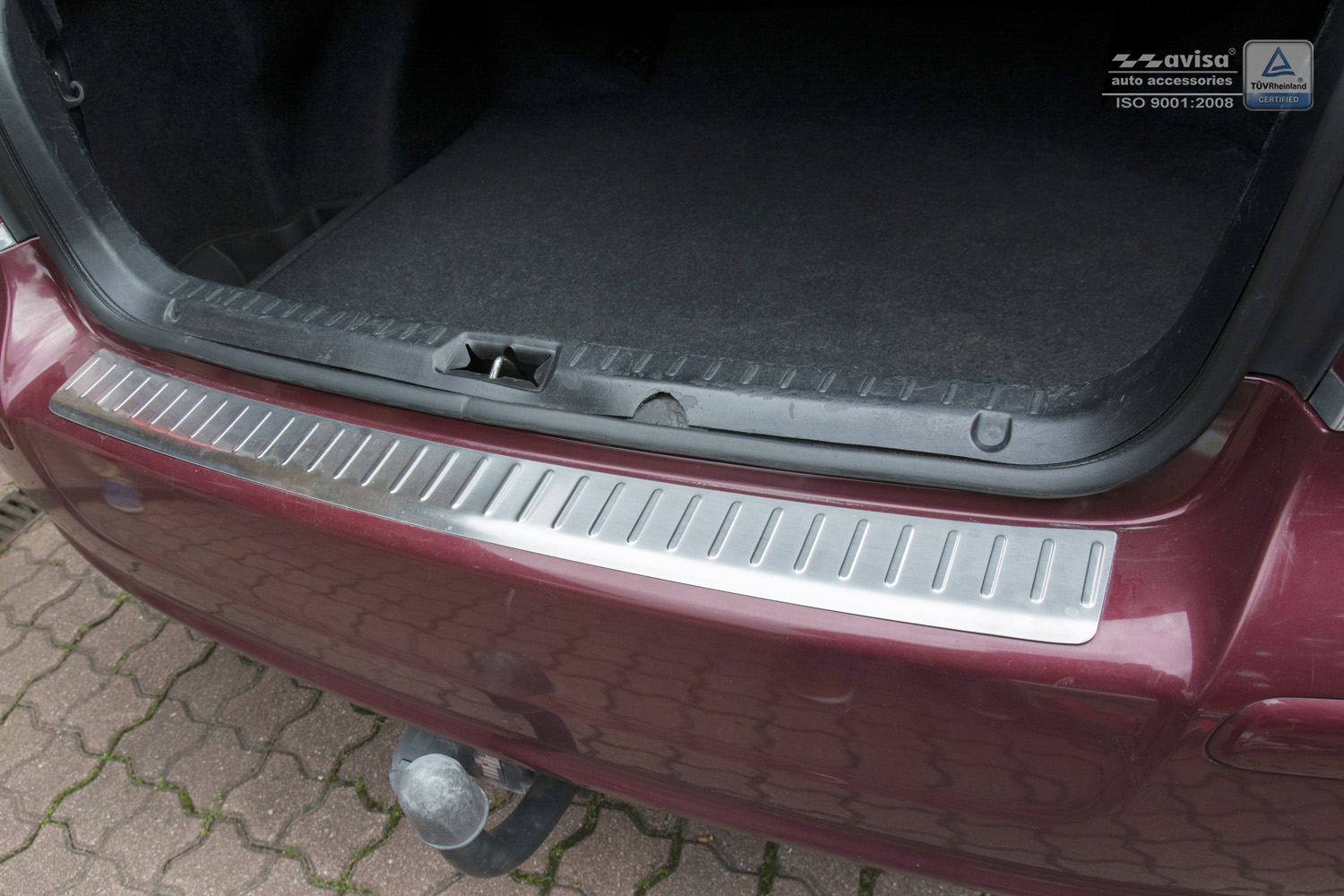 Nakładka na zderzak tylny Toyota Avensis MK2 Sedan